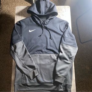 Mens Nike Hoodie Dri-Fit type Material Large Black Gray